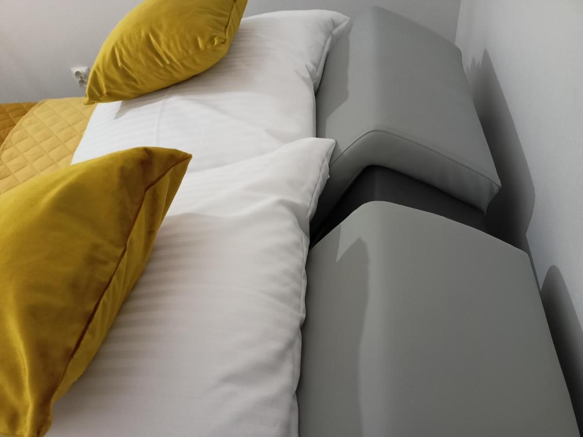 Apartament Radiostacja, Parking Free, Klimatyzacja Gliwice Ngoại thất bức ảnh